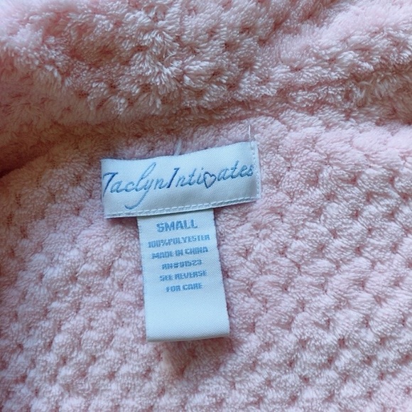 Jaclyn Intimates,New Robe - Picture 6 of 6